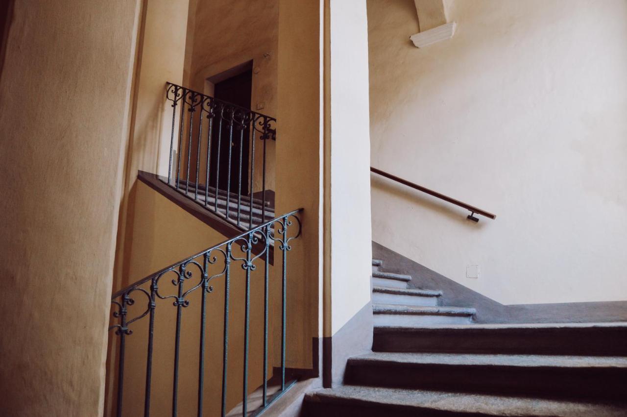 Historic Center Charming Apartment Free Wi-Fi Savigliano Dış mekan fotoğraf